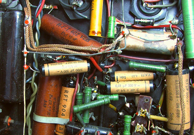 R + C in Kupferhülse, 001