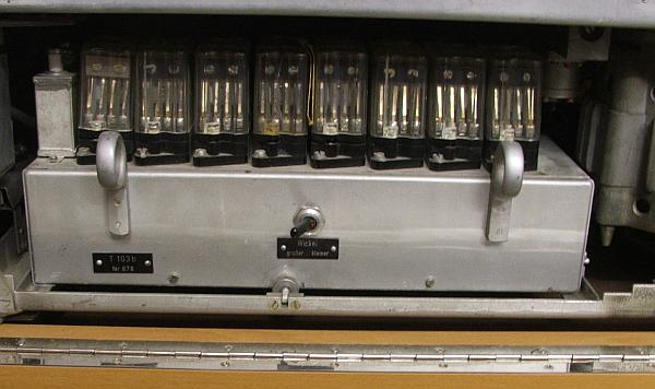 R29b, Steuerungsblock