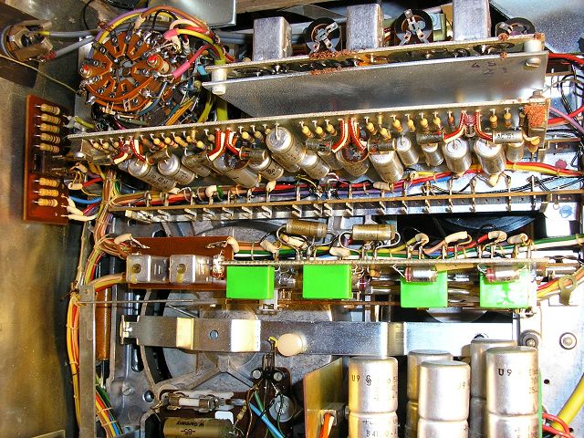 22 spez. 013, Steckplatz für 2. Verstärkermodul