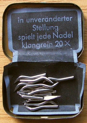 Eisbär Langspielnadeln, Döschen mit Inlet