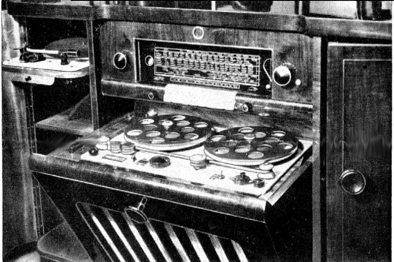 TG1, 00, Schrank mit Ton-Gerät