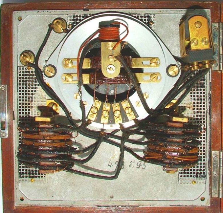 KX15, 003, Meßwerk innen