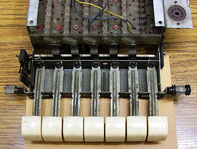 Standardaggregat, gerundete Tastenköpfe